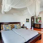 Casa Ninho - Spacious 5 Bedroom فيلة كارفويرو