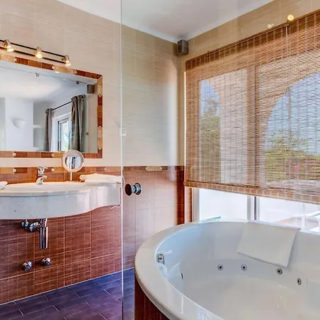 Villa Casa Ninho - Spacious 5 Bedroom Carvoeiro (Lagoa)