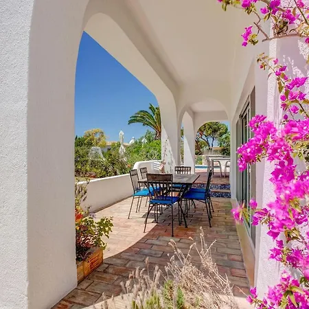 Villa Casa Ninho - Spacious 5 Bedroom