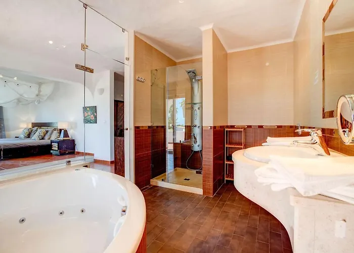 Casa Ninho - Spacious 5 Bedroom Villa Carvoeiro (Lagoa)