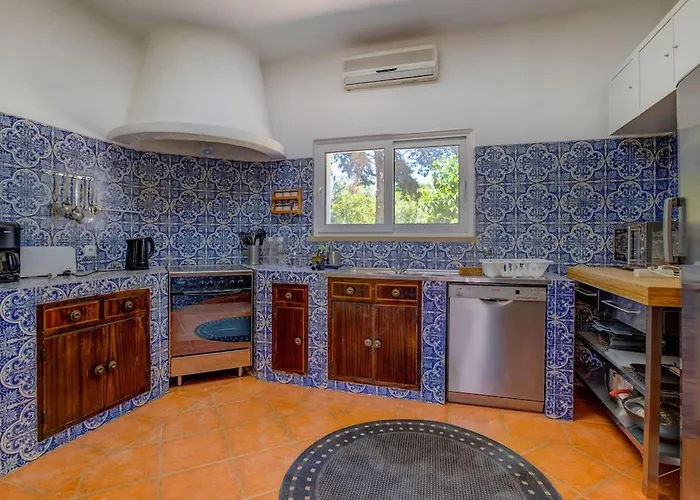 Casa Ninho - Spacious 5 Bedroom