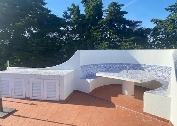 Casa Ninho - Spacious 5 Bedroom *