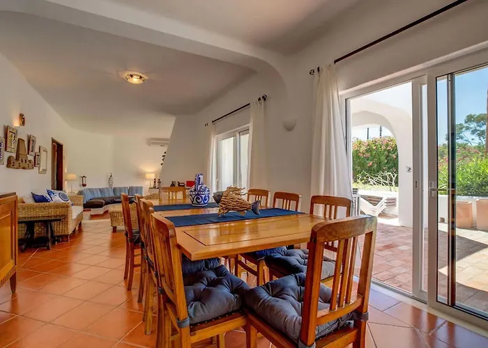 Villa Casa Ninho - Spacious 5 Bedroom