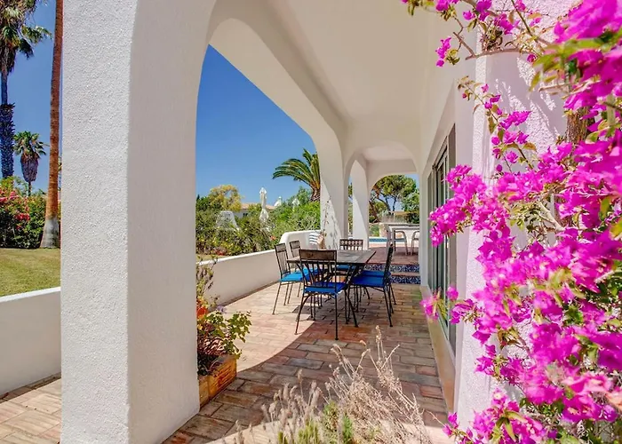 Villa Casa Ninho - Spacious 5 Bedroom