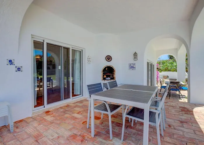 Villa Casa Ninho - Spacious 5 Bedroom *