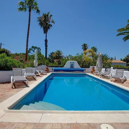 Casa Ninho - Spacious 5 Bedroom וילה
